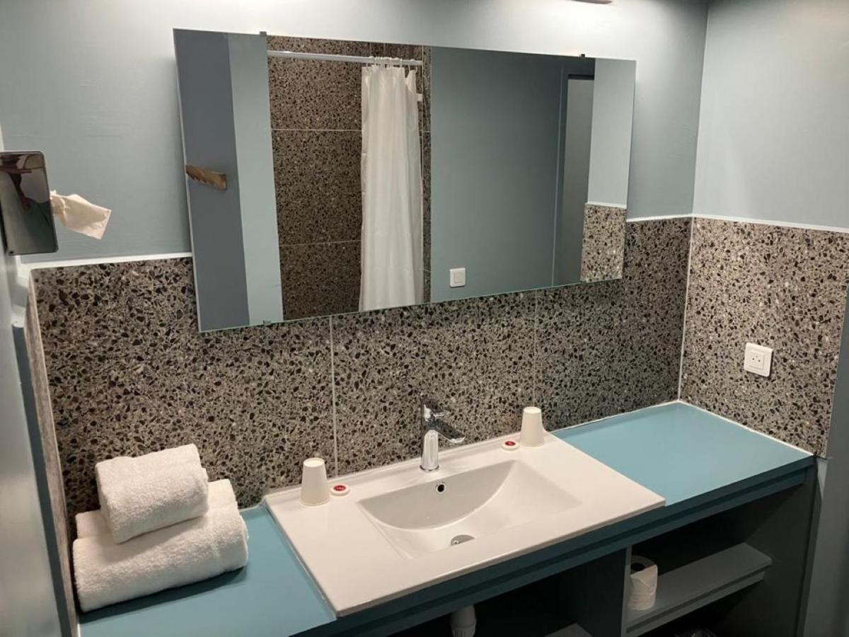 Appartement Calme Centre Ville A 80M Des Halles Narbonne Eksteriør bilde